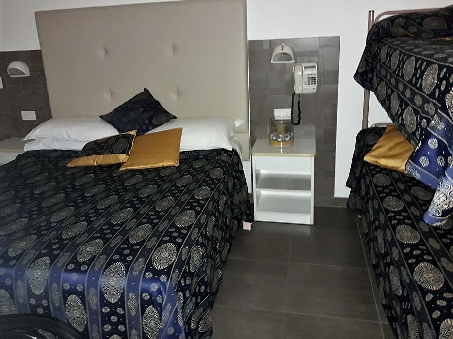 Hotel Venus Ричоне Екстериор снимка